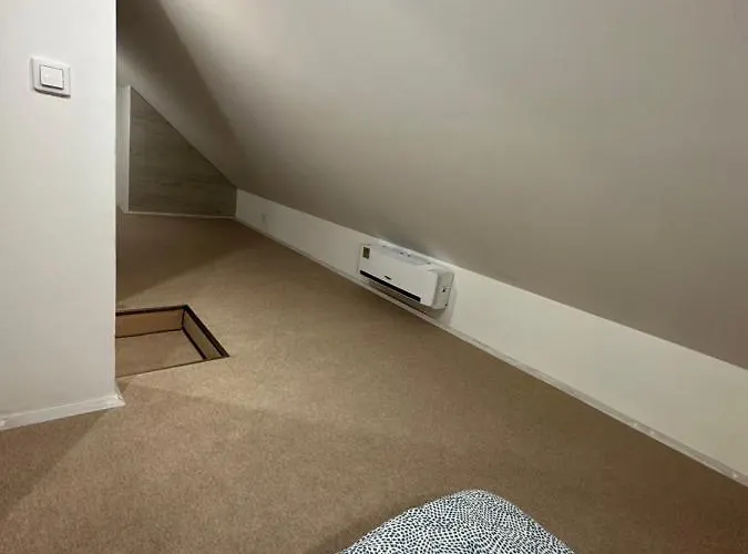 Mellett Balatonfůzfő